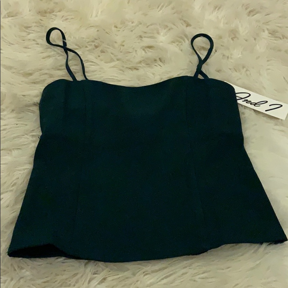 And I emerald green zip up top!